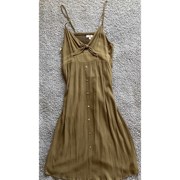 Beceel Large Green Spaghetti Strap Bow Midi Dress. - Picture 4 of 9